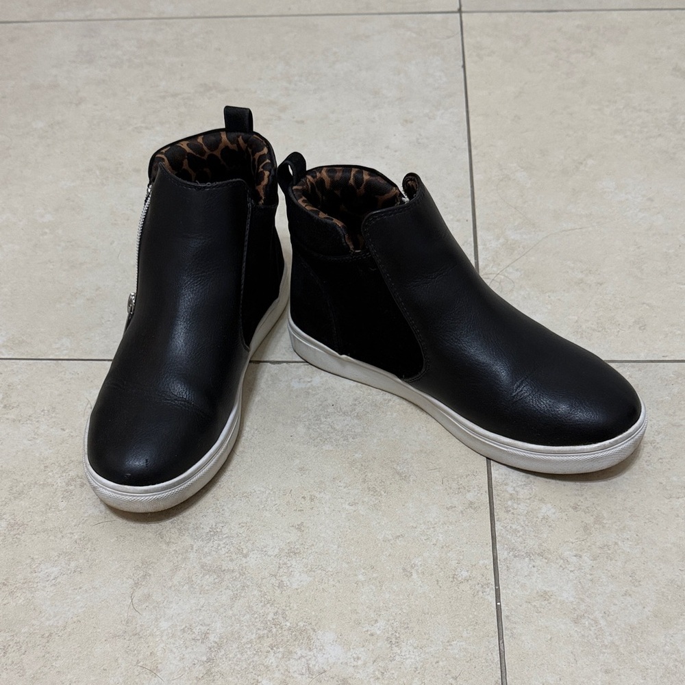 Girls Steven Madden Black Leather Zip Up Ankle Boots